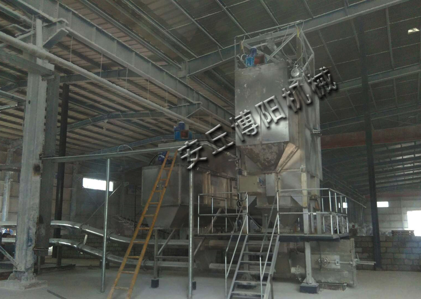 尿素噸袋拆包機(jī)是怎樣工作的？