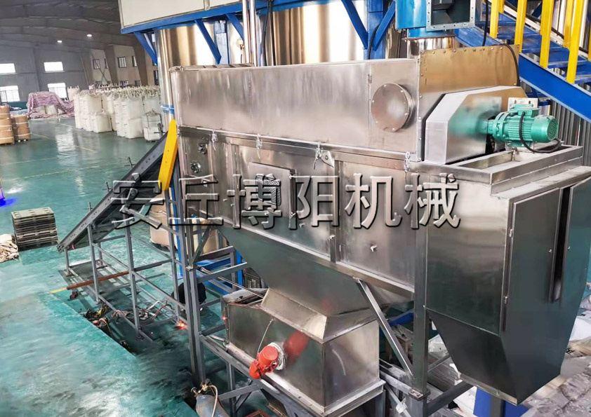 尿素自動拆包機(jī)是如何密閉無塵拆包的？
