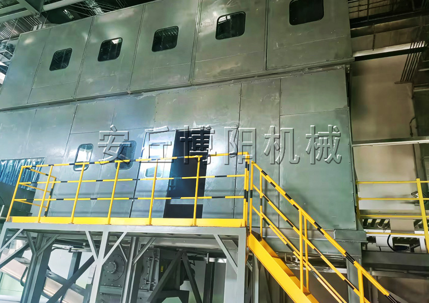 電解鋁全自動噸袋破袋機可以配套哪些設(shè)備呢？